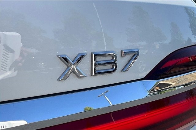 2021 BMW X7 ALPINA XB7